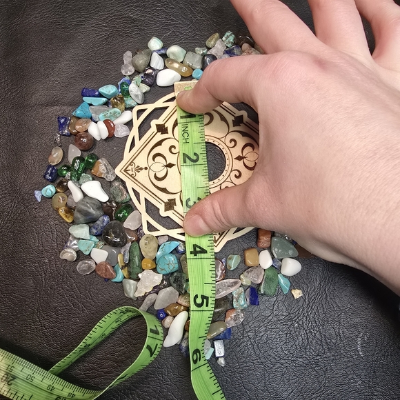 Geometric Crystal Sphere Stand - Picture 6 of 6